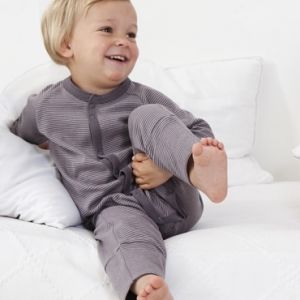 Living Crafts Schlafanzug einteilig aus Bio-Baumwolle gestreift